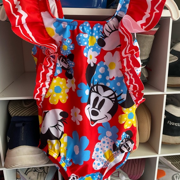 NWOT (with liner!) Minnie Mouse Toddler swimsuit, one piece - Picture 8 of 9